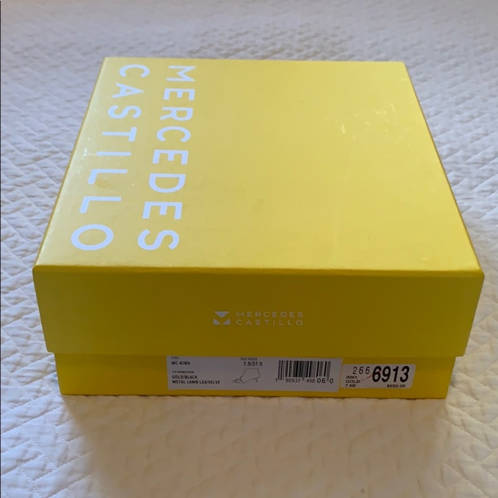 Mercedes Castillo shoe box